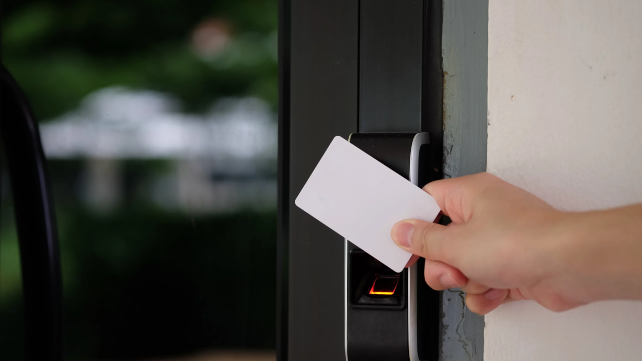 keycard-access-control-scaled