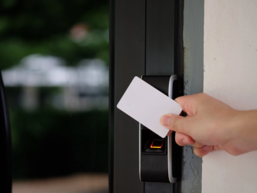 keycard-access-control-scaled